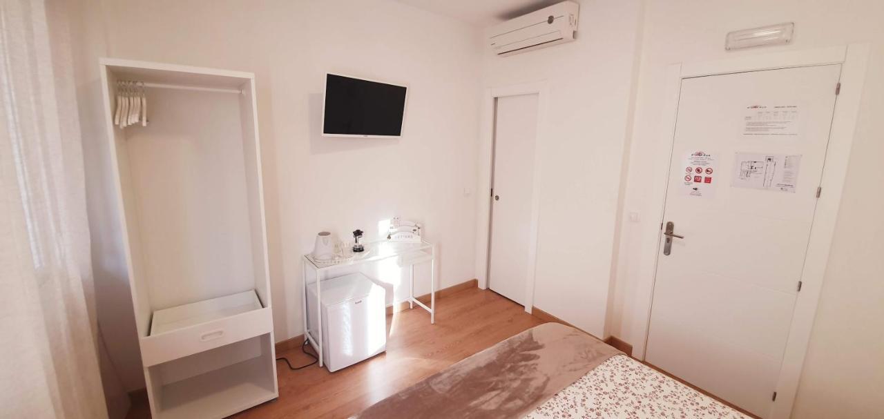 Fan Rooms Galvez Малага Экстерьер фото